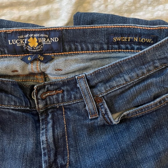 Lucky brand jeans, size 6/28 - Picture 4 of 7